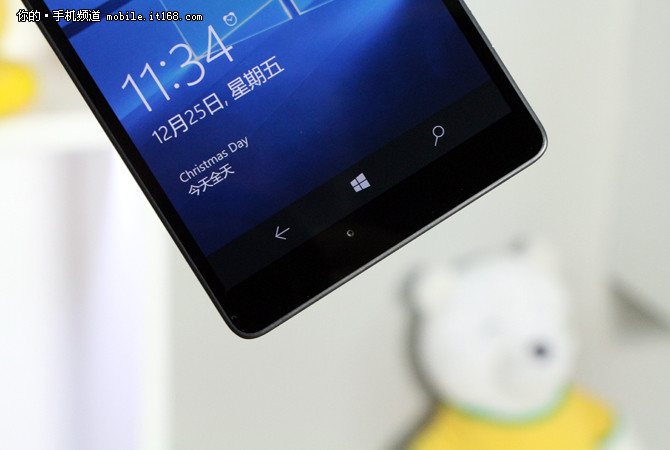 微软Lumia 950XL评测——外观部分