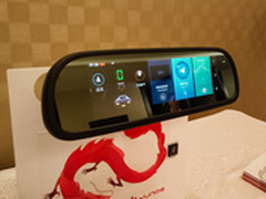 运行YunOS系统 北斗云龙智能后视镜首发