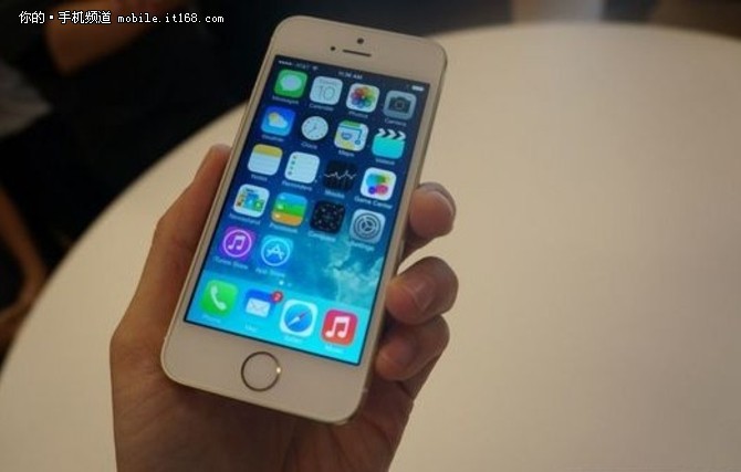 苹果5s经典时尚 iphone5s报价1780元