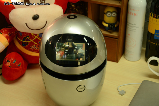 全球首款情感社交机器人 公子小白评测