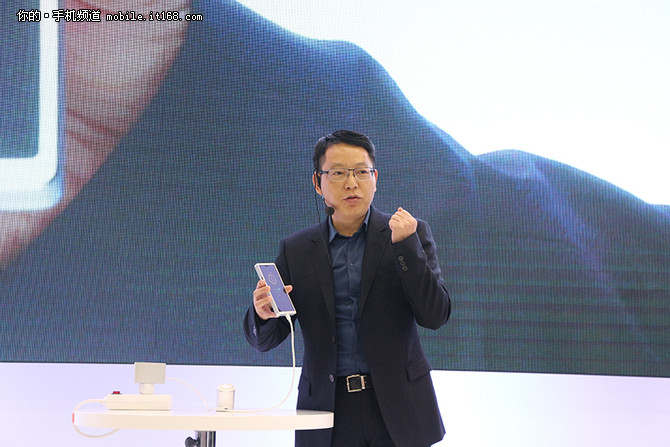 专注黑科技超越未来 oppo 卢建强专访