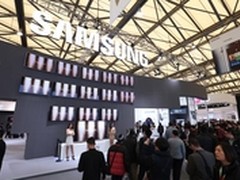 边框螺丝不见了 三星量子点电视秀魔术