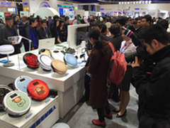 海尔陀飞轮扫地机器人AWE扫出新天地