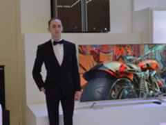 2016AWE大赏!超模带你看国际范儿的海信