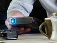 更亮更智能 飞利浦PPX4935微投新品上市