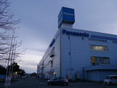 黑科技与高自动化 访松下山形镜头工厂