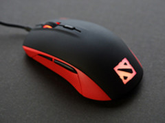 赛睿Rival 100 Dota2联想版游戏鼠试玩