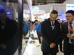 张亚勤:百度将引领打造