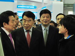 极米无屏电视携手芒果TV惊艳亮相CCBN