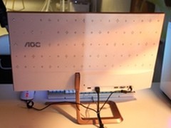 AOC联袂施华洛世奇推限量版显示器