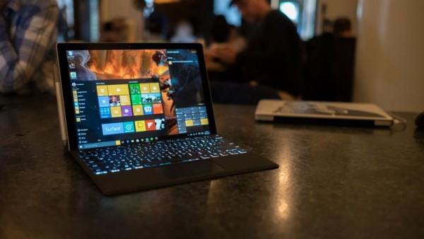 微软预计10月份推Surface Pro 5 :强化续航和风扇散热