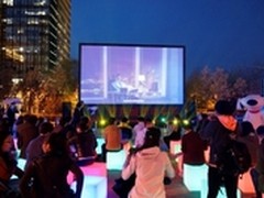 京东投影打造城市电影院 火爆京城