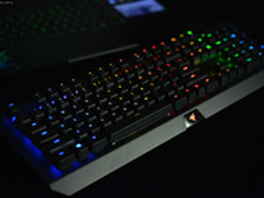 Razer黑寡妇蜘蛛X幻彩机械键盘长测(一)