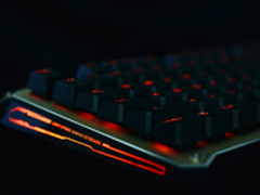 血手幽灵B840光轴2代机械电竞键盘试玩