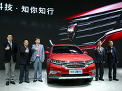 全球首款互联网汽车荣威RX5亮相车展