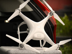 DJI大疆精灵Phantom 4 无人机售价8999