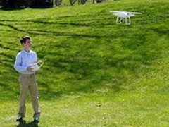 大疆无人机精灵3和4选哪款 续航怎么样