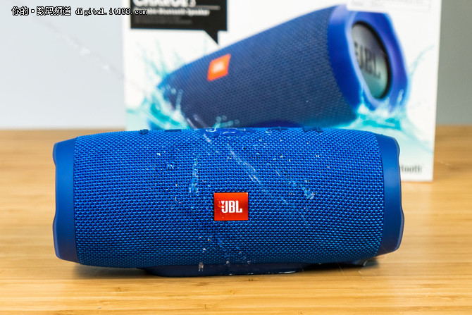 完美防水体验 JBL Charge3蓝牙音箱评测