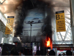 观察 户外墙体激光投影成全球性趋势