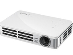 外观时尚小巧 丽讯QUMI Q4售价3699元