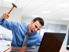 一锤砸向老旧电脑 PC换新思潮缘何而起