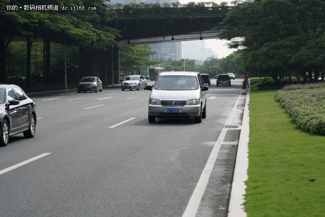 佳能80D、尼康D7200、索尼A6300横评-IT168
