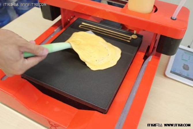 用三弟画饼机打印3D煎饼