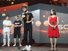 雷柏游戏代言人若风星耀游戏全景盛典