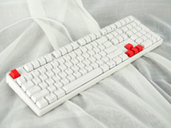 哆啦A梦时光机 IKBC F108机械键盘评测