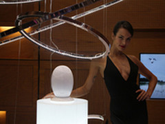 体感操控+变形 臻迪PowerEgg无人机发布