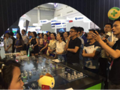 人机合一更放心 网络安全周360Q5受追捧