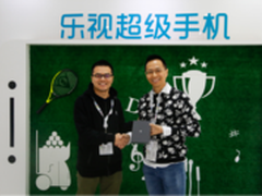 詹俊现身中网乐Pro3成赛场内外独特风景