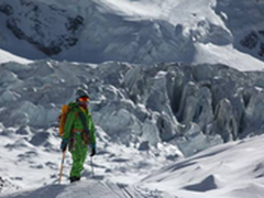 去登峰 索尼酷拍海拔5100米勒多漫因