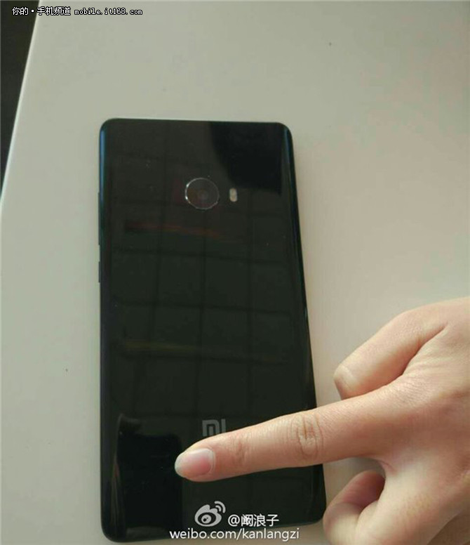 并没有双摄 小米Note2真机图曝光