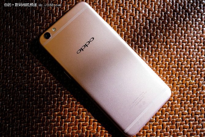 双核对焦速度大提升  OPPO R9s拍照体验