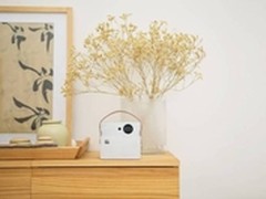 极米发布全新无屏电视CC电影音乐拎着走