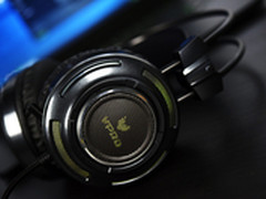 震动单元加持 雷柏VH600游戏耳机试玩