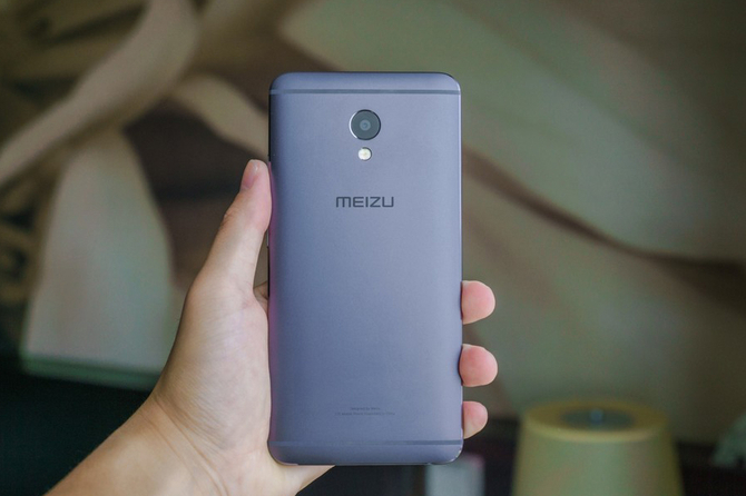 双11爆降百余元还包邮 魅蓝E仅售1035元-IT16