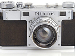 270万元高价 现存最早的尼康相机现身