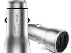公牛车载充电器 每一个司机的必备品