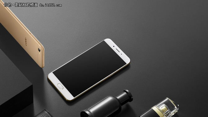 OPPO R9s Plus OIS+