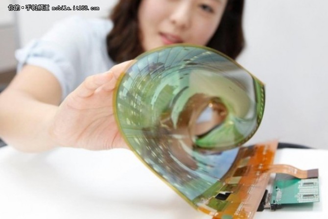 能穿在身上的屏幕 韩国研发新显示技术-IT168