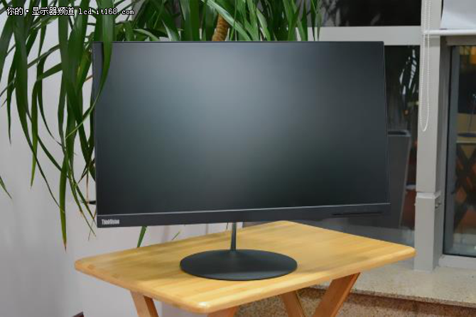 好色之徒深入体验ThinkVision X24q