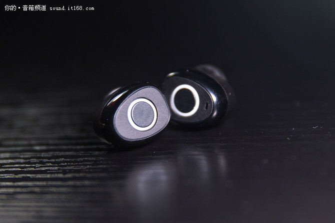 更小更轻更智能 黑格U1 GO蓝牙耳机评测