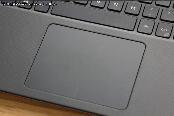 高颜值与强性能融合 戴尔XPS 15点评