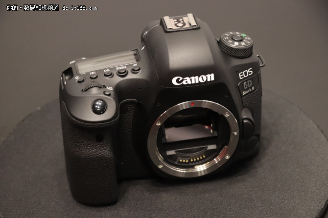 五年一剑 佳能EOS 6D Mark II正式发布