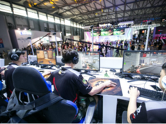 CJ惊现会显示的“带鱼” 看看SKY等游戏大神怎么说