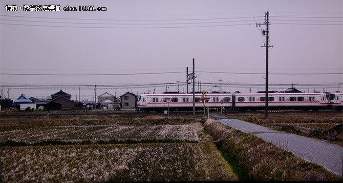 不容错过的精彩 TCL P6超清薄电视评测-IT168