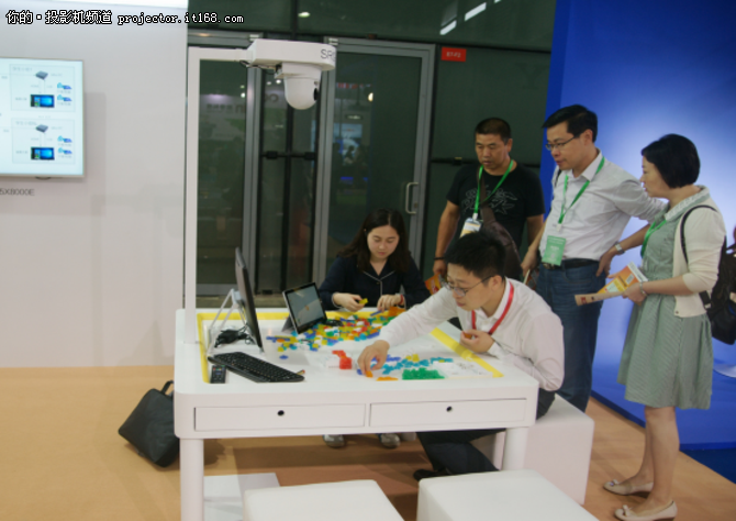 索尼参加2017上海国际教育装备博览会