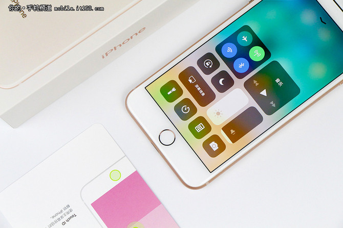 iPhone8 Plus体验：告诉你到底要不要买